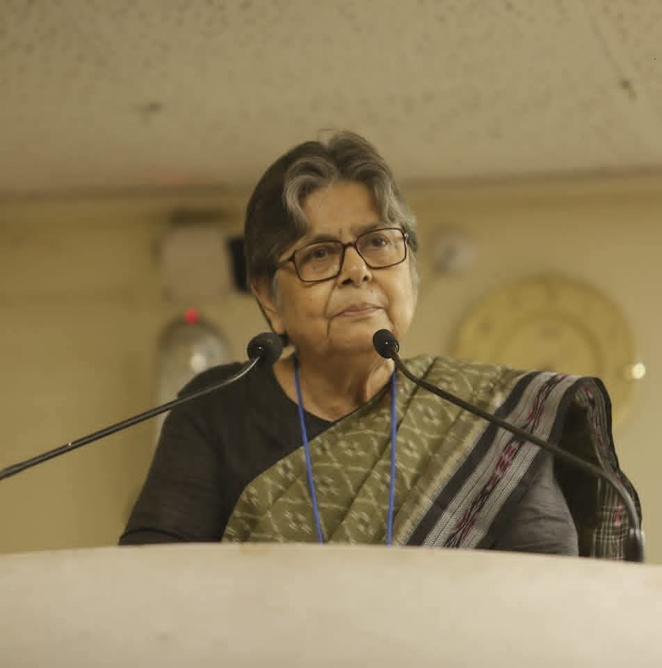 छोटे फासीवादी को लात मारकर हटाकर बड़े फासीवादियों द्वारा सत्ता दखल करने के उदाहरण इतिहास में और भी हैं _ मालिनी भट्टाचार्य